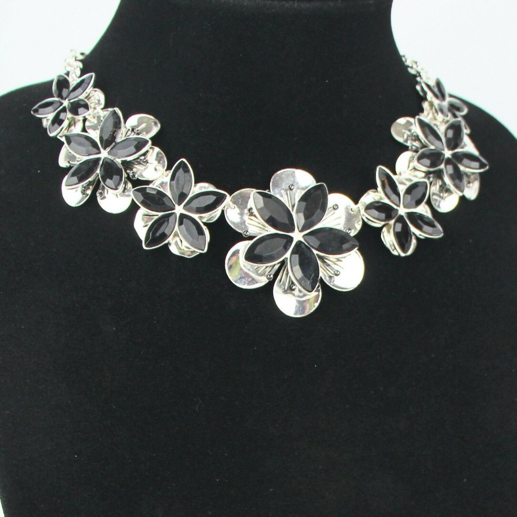 Dana Buchman Necklace Black Silver-Tone Flowers #765